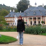 Sandra im Schlosspark